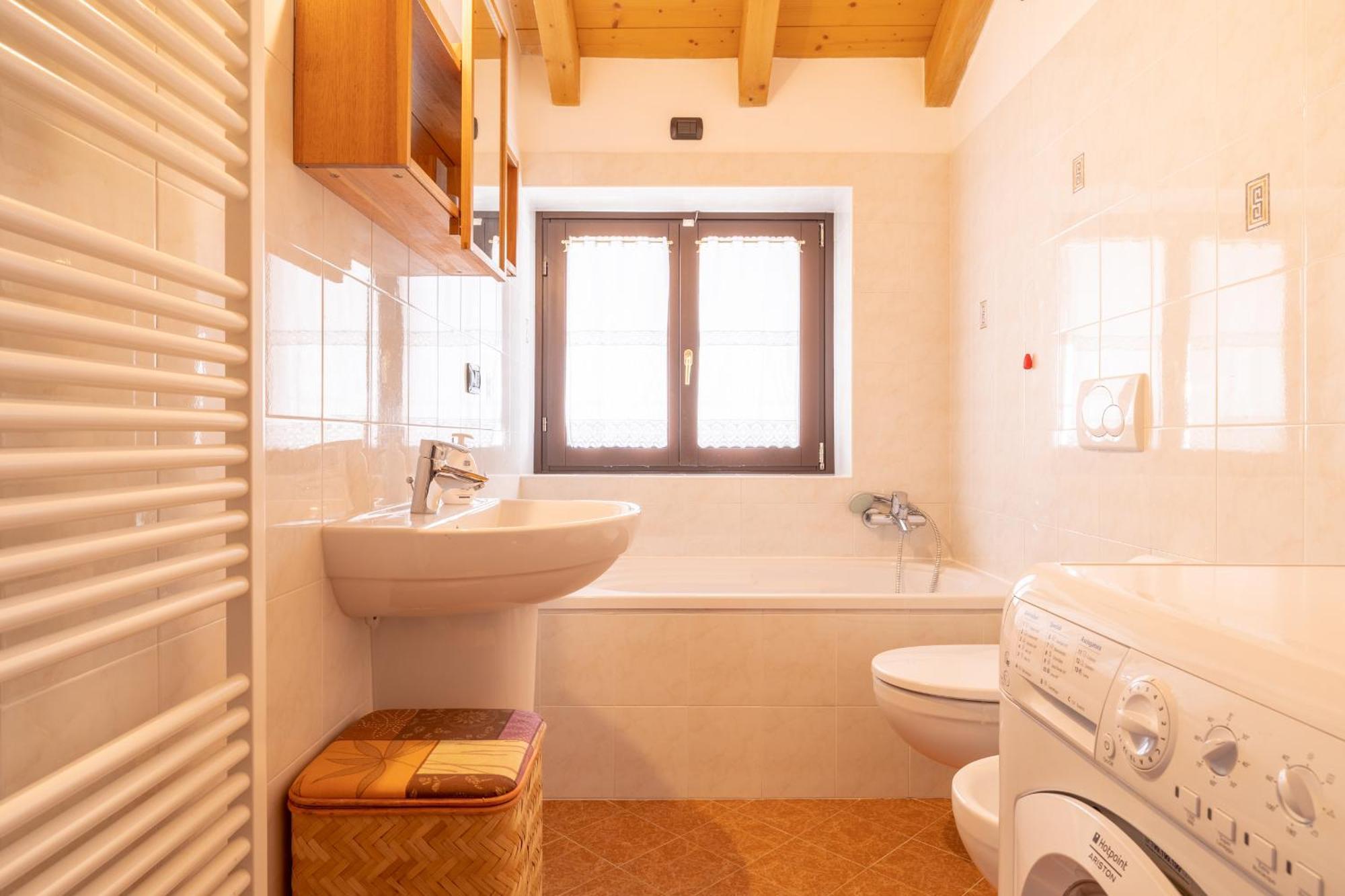 Apartment By The Ferry - Menaggio Exterior photo