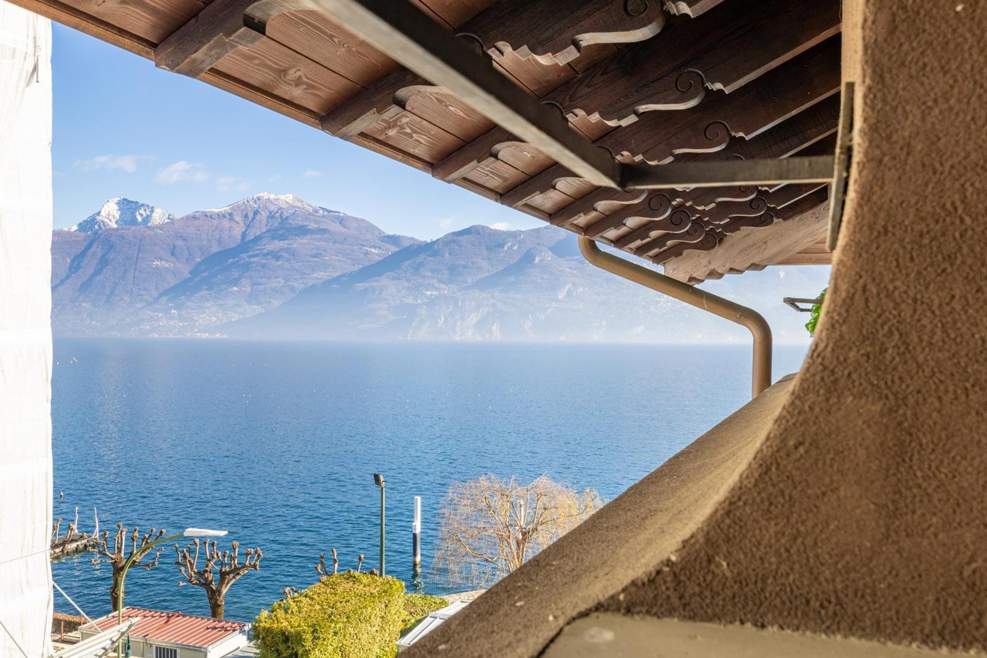 Apartment By The Ferry - Menaggio Exterior photo